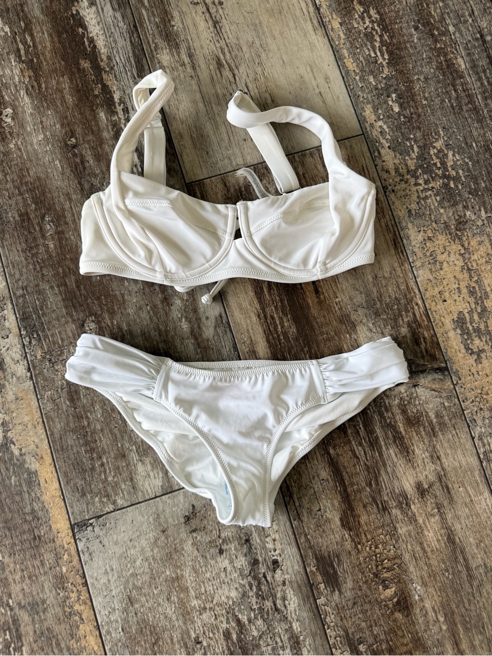 2 for $30 sale: NWOT Victoria’s Secret white bikini - XS / 32D